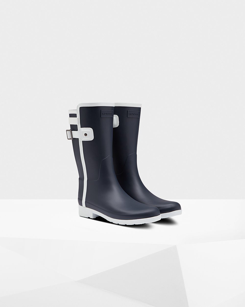 Women Hunter Refined Slim Fit Contrast | Short Rain Boots Navy/White | NZ-53976-JOCE